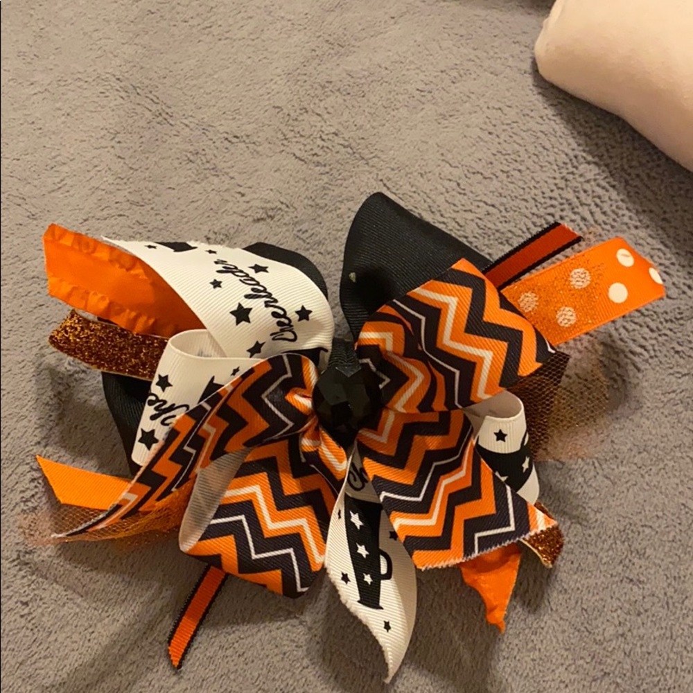 cheer bow